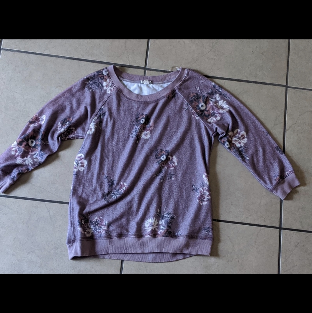 Lavender Floral Sweater - Picture 1 of 3